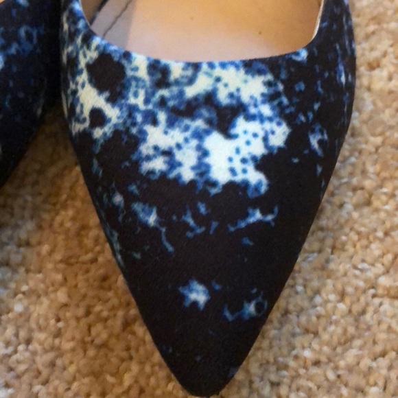 Charles David pointed patterned heels - Picture 3 of 6